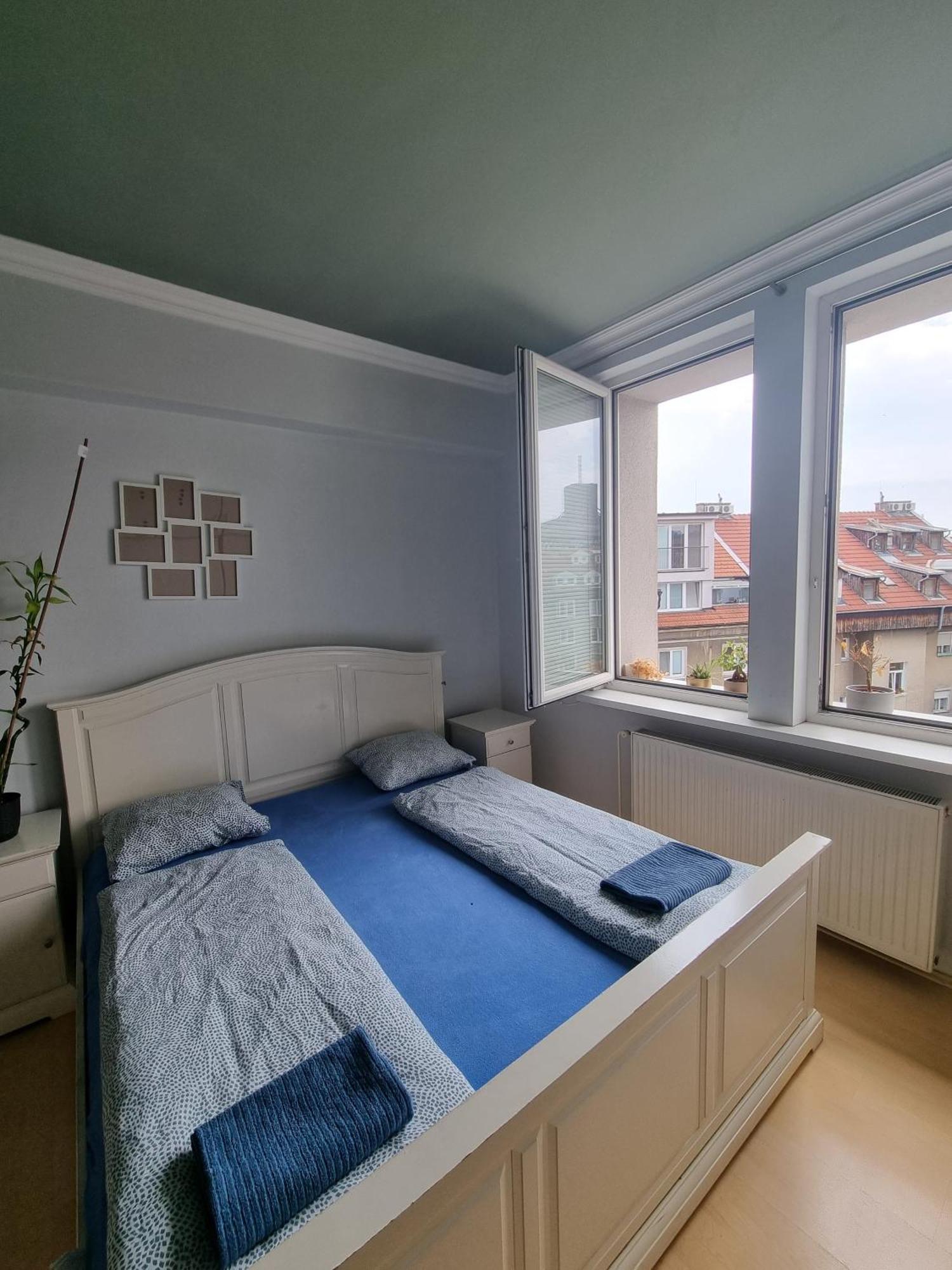 Big 4 Room Huge Apartment Bratislava Ngoại thất bức ảnh